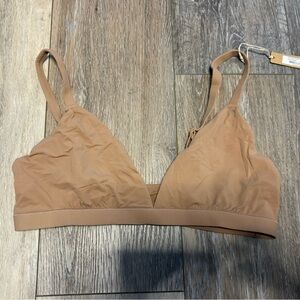 Skims Kim Kardashian Women’s Bra Large New with Tags